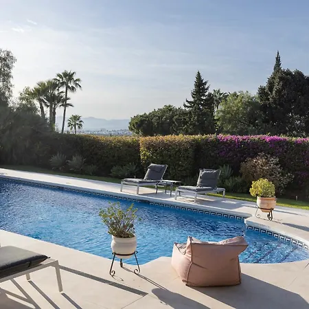 La Vida En Rosa Bed and breakfast Marbella