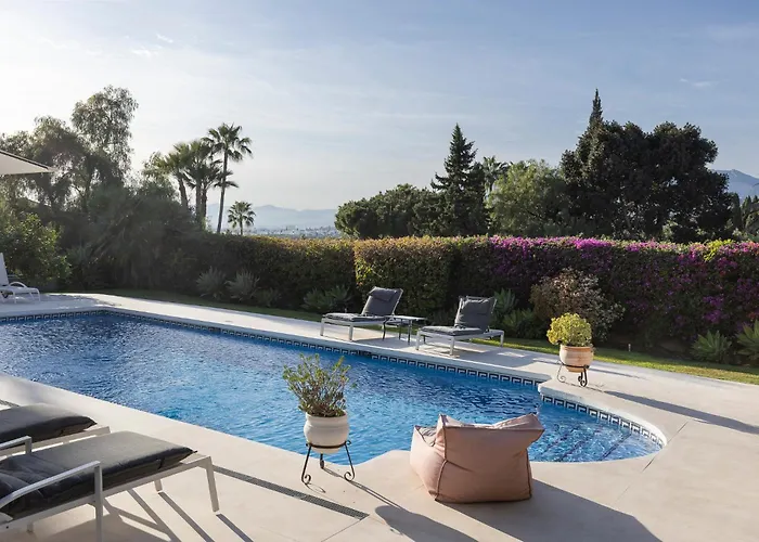 La Vida En Rosa Bed & Breakfast Marbella