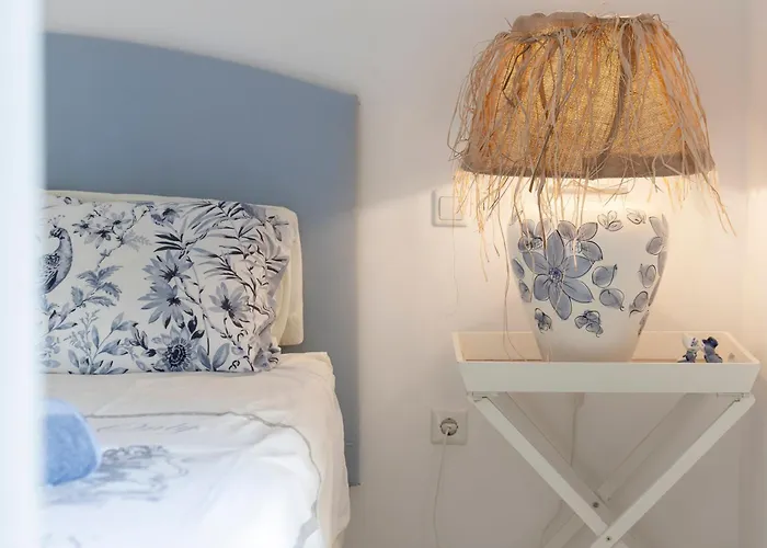 La Vida En Rosa Bed and Breakfast Μαρμπέλλα
