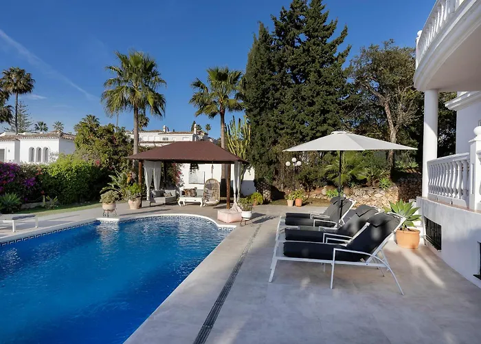 La Vida En Rosa Bed and Breakfast Μαρμπέλλα